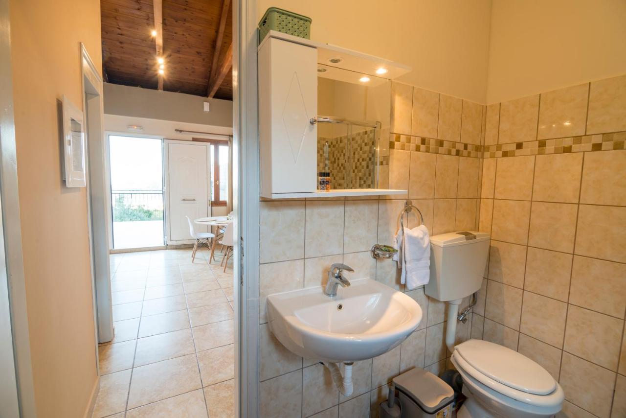 Ntamari Apartments Vathy  Extérieur photo